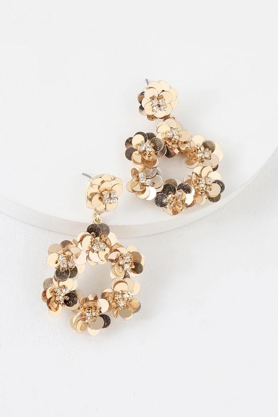 Quassia Gold Sequin Round Earrings | Lulus