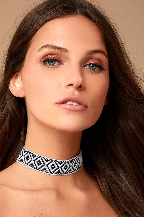 Lulus | Panama Black Embroidered Choker Necklace