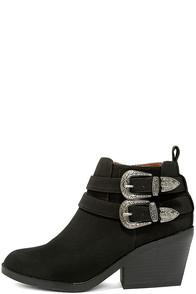 Qupid Ali Black Nubuck Wedge Booties