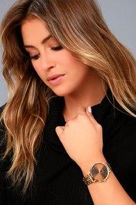 Nixon Arrow Light Gold And Manuka Watch