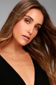 8 Other Reasons Cut The Light Gold Layered Choker