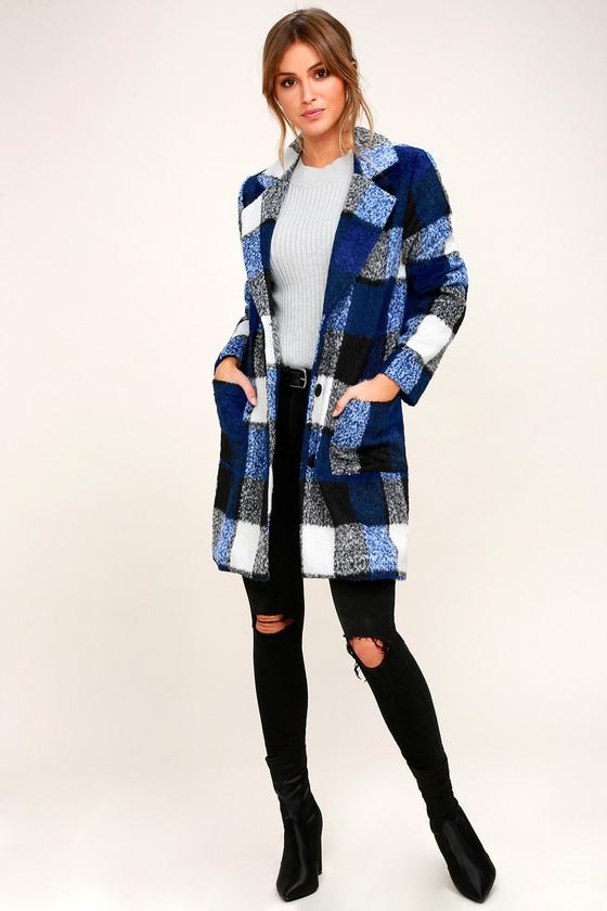 Lulus | St. Cloud White And Blue Plaid Coat | Size Medium