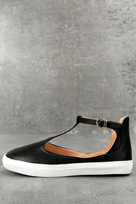 Betani Gemma Black T-strap Sneakers