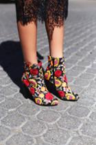 Wild Diva | Kupuri Black Embroidered Ankle Booties | Size 5.5 | Lulus