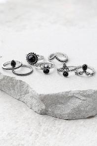 Lulus Sacred Lotus Black And Silver Ring Set