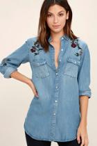 Bb Dakota Trent Blue Chambray Embroidered Button-up Top