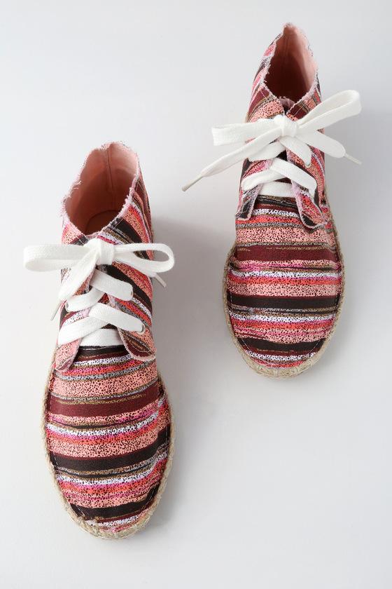 Qupid Kellan Red Multi Canvas Chukka Espadrilles | Lulus