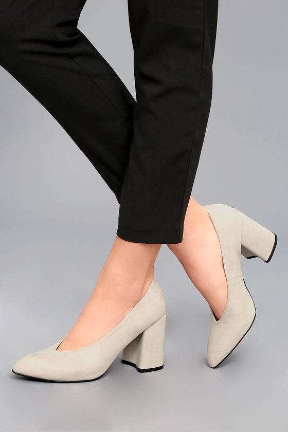 Qupid | Lilah Oatmeal Suede Pumps | Size 5.5 | Beige | Vegan Friendly | Lulus