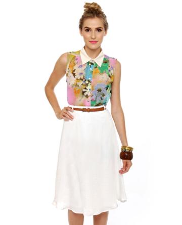 Travel Blogger Belted White Skirt