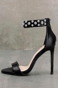Liliana Zuri Black Ankle Strap Heels