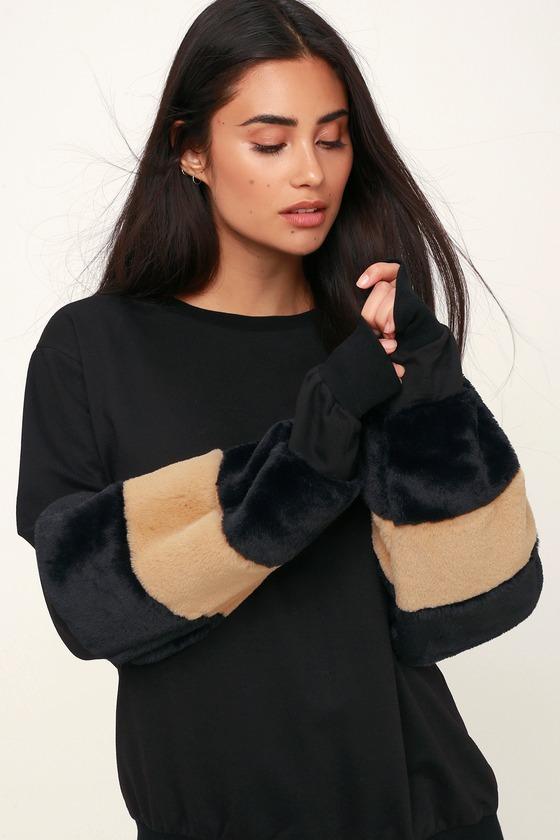 Gilli Fur-ever Yours Black Faux Fur Sweatshirt | Lulus