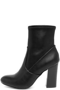 Report Liria Black High Heel Mid-calf Boots