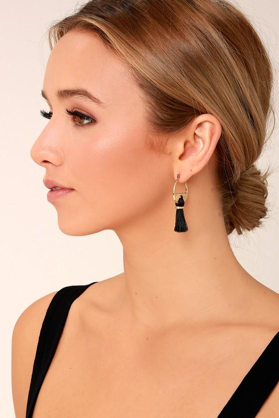 Lulus | Cha Cha Gold And Black Tassel Earrings