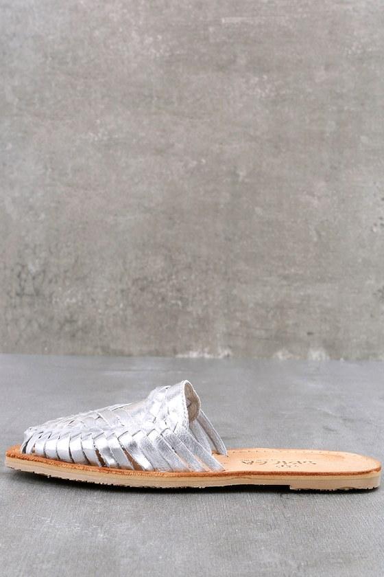 Sbicca | Baines Silver Leather Huarache Slides | Lulus