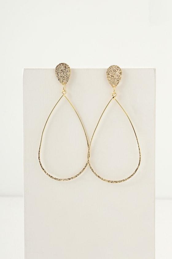 Glisten And Gleam Gold Teardrop Earrings | Lulus