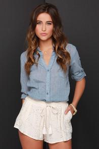Glamorous Shorts Circuit Cream Shorts