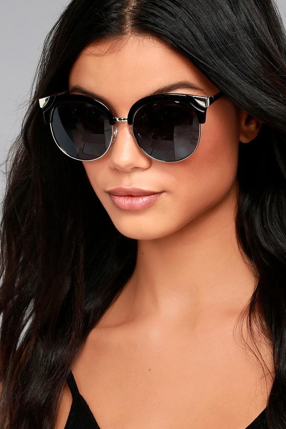 Lulus | Romantic Reason Silver And Black Sunglasses