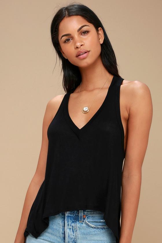 Annabelle Black V-neck Cropped Tank Top | Lulus
