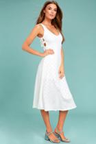 Lucy Love | Latin Quarter White Lace Midi Dress | Size Medium | Lulus