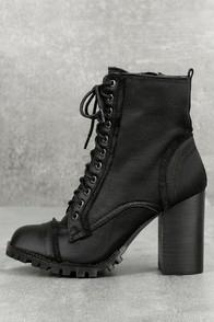 Report Aileen Black Lace-up Platform Booties