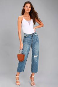 Evidnt Malibu Medium Wash Distressed Girlfriend Jeans
