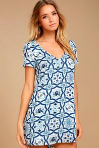 Lulus Mood Mosaic Blue And White Print Shift Dress