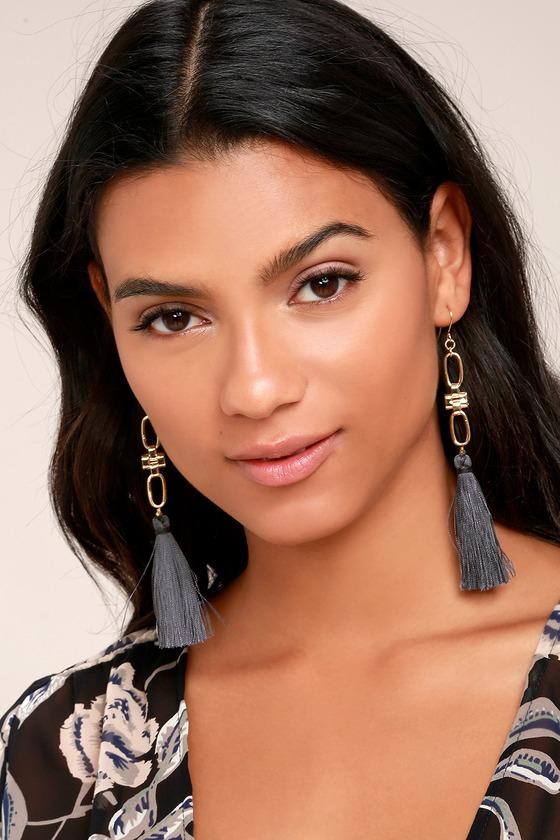 Vanessa Mooney | Faith Grey Tassel Earrings | Lulus