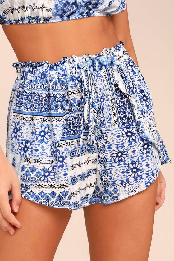Still Life Blue Print Shorts | Lulus
