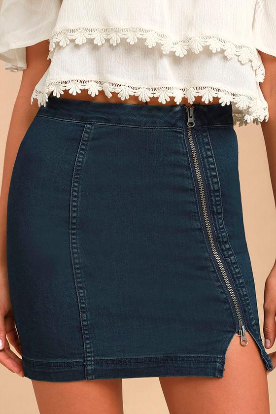 Free People | This Way Or That Medium Wash Denim Mini Skirt | Size 8 | Blue | Lulus