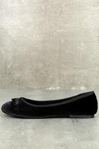Bamboo Anya Black Velvet Flats