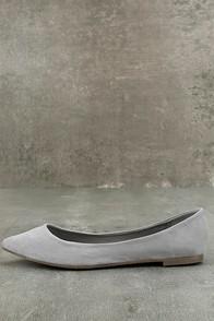 Breckelle's Lexine Grey Suede Pointed Flats