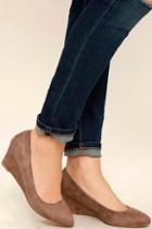Bella Marie Speed Racer Taupe Suede Wedges