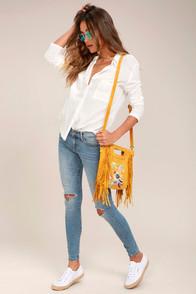 Sneak Peek Adabelle Light Wash Distressed Skinny Jeans