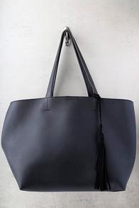 Lulus Timeless Beauty Black Tote