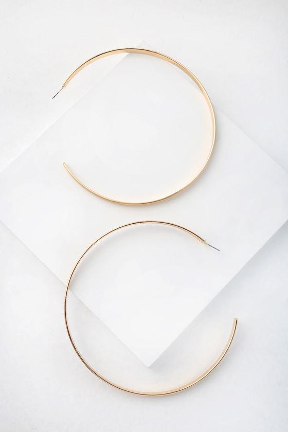 Hoops-y Daisy Brushed Gold Oversized Hoop Earrings | Lulus