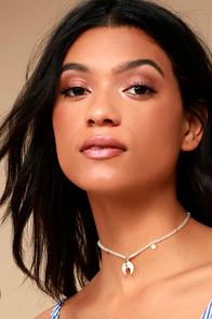 Shashi Madeline Gold And Ivory Choker Necklace