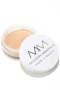 Modern Minerals Golden Honey Powder Foundation