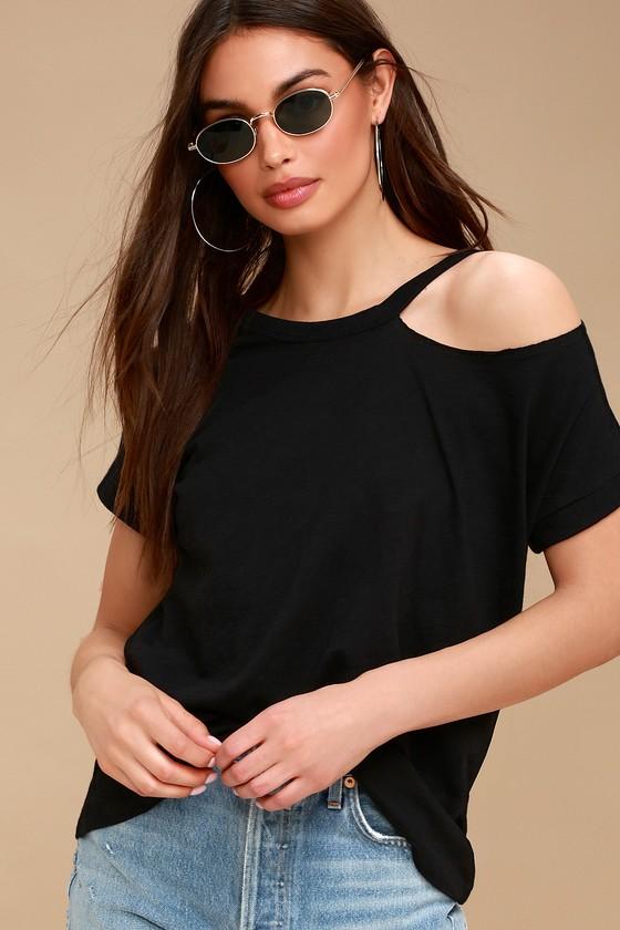 It's A Vibe Black Distressed Tee | Lulus