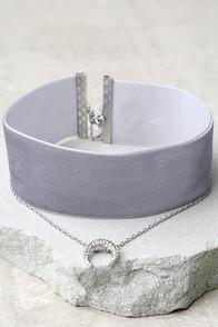Lulus Under The Same Sky Silver And Grey Velvet Choker Necklace