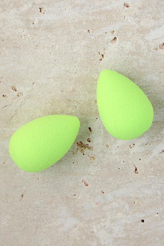 Beautyblender | Micro.mini Green Makeup Sponges | Lulus