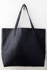 Lulus Hands Down Black Tote