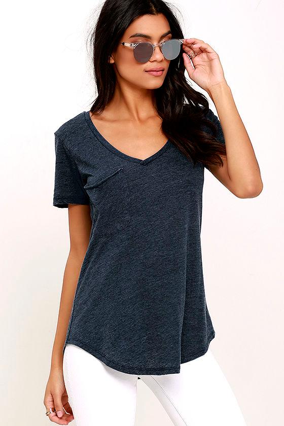 Z Supply | Pleasant Surprise Washed Navy Blue Tee | Size Medium | Lulus