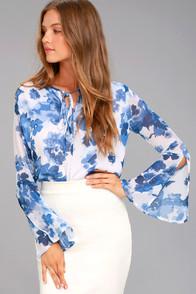 Lulus Iolana Blue And White Floral Print Long Sleeve Top