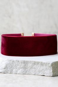 Lulus Smooth Operator Burgundy Velvet Choker Necklace