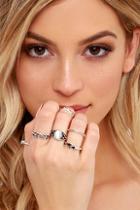 Lulus Under Your Charm Silver Ring Set