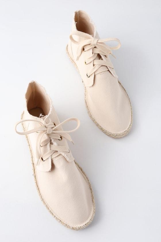 Qupid Kellan Beige Canvas Chukka Espadrilles | Lulus