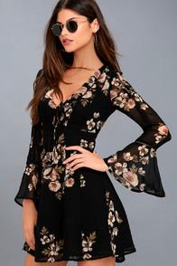 Astr The Label Crystal Black Floral Print Long Sleeve Dress