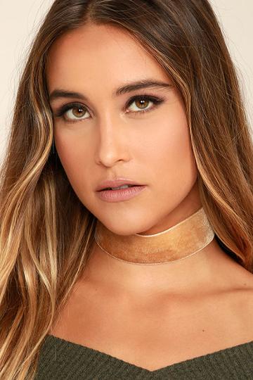 Lulus | Well Wishes Tan Velvet Choker Necklace | Beige