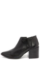 Matisse Victory Black Leather Pointed Toe Booties