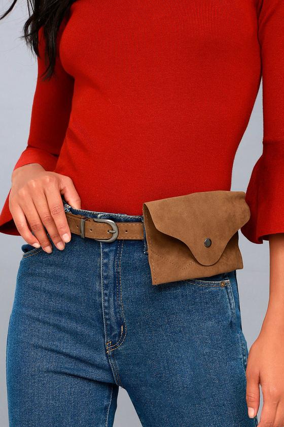 Lulus | Big Adventure Tan Belt Bag | Brown | Vegan Friendly
